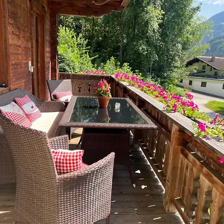 Διαμέρισμα Platzhirsch Panorama View Balkon, Gartensauna, Garten, Grillplatz *