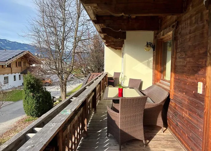 Apartamento Platzhirsch Panorama View Balkon, Gartensauna, Garten, Grillplatz *