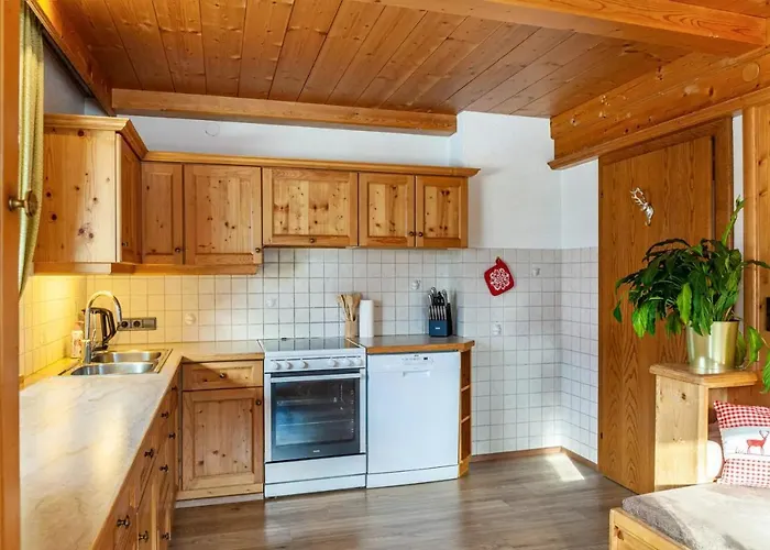 Platzhirsch Panorama View Balkon, Gartensauna, Garten, Grillplatz Apartamento