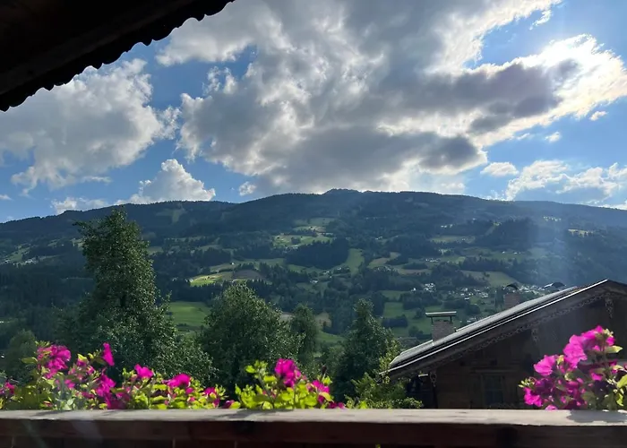 Platzhirsch Panorama View Balkon, Gartensauna, Garten, Grillplatz